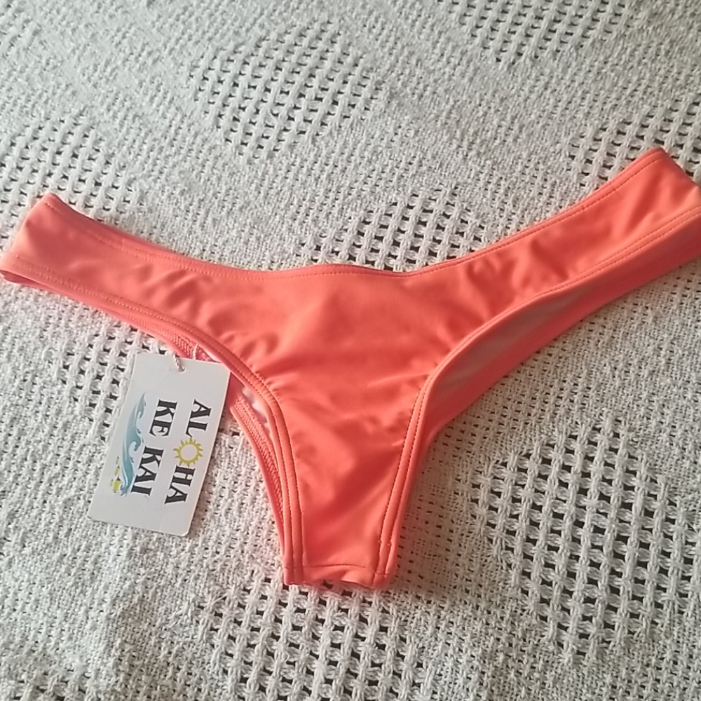 Bikini bottoms